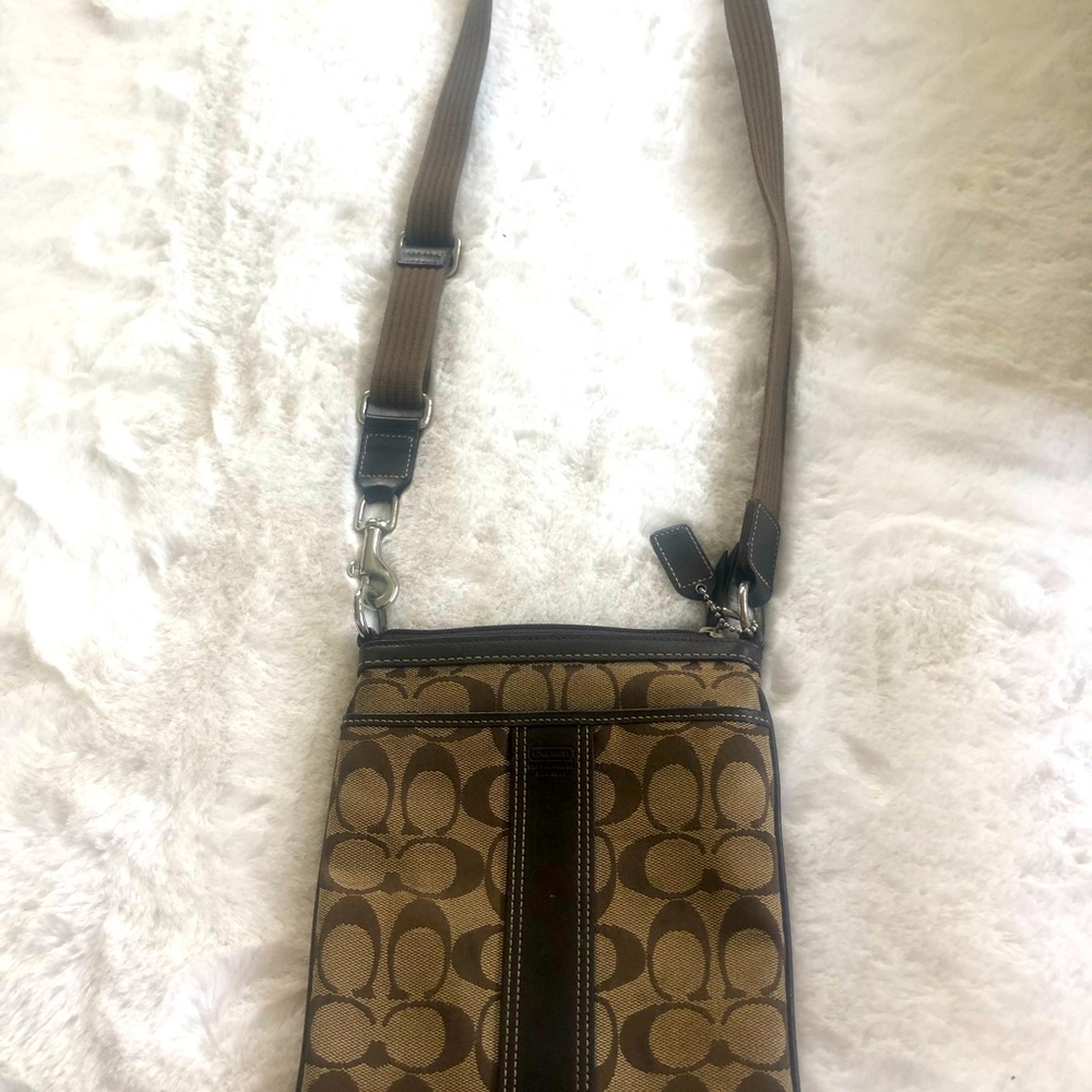 Coach vintage crossbody bag